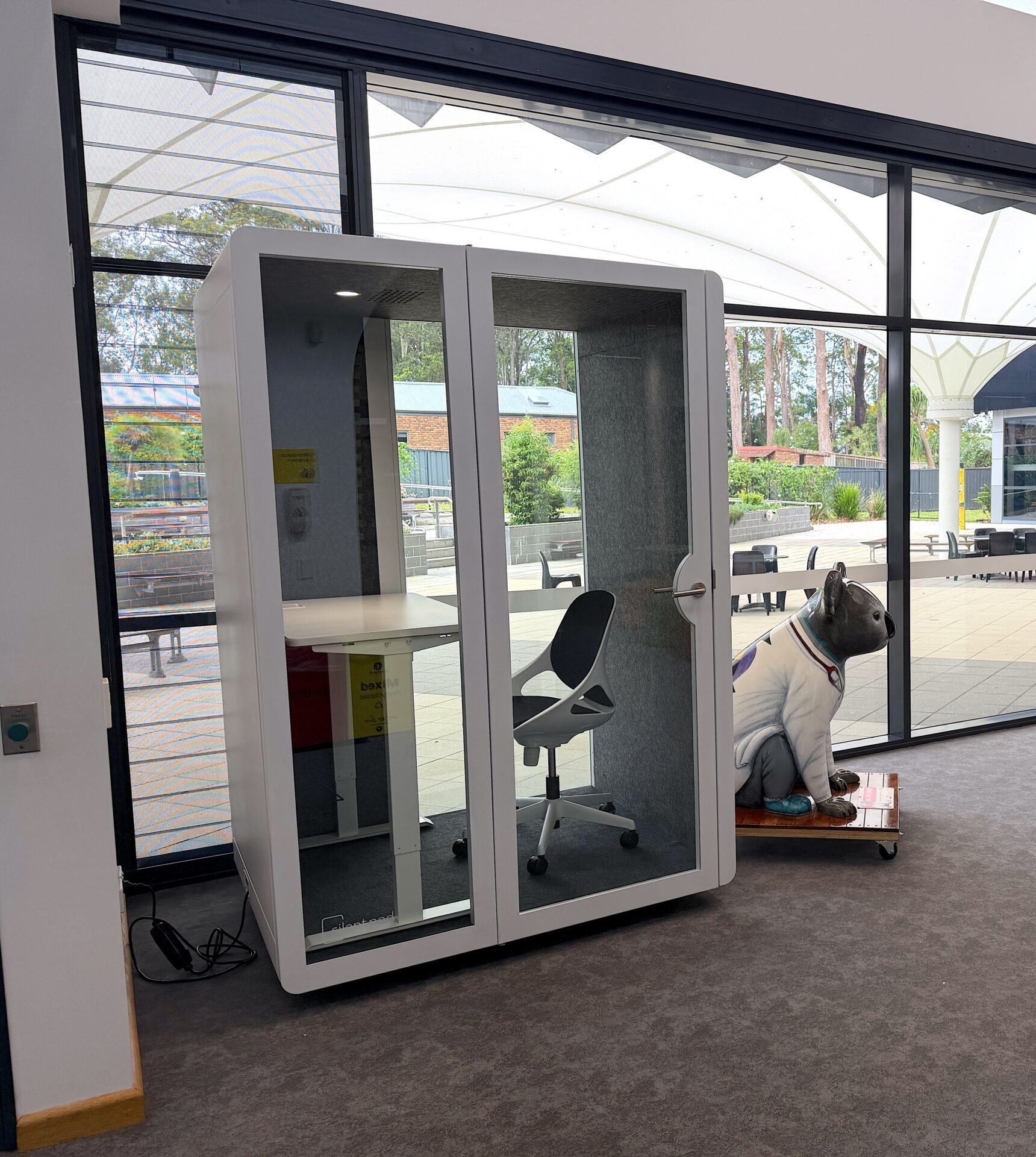 A Silent Pod privacy pod situated in The Pillars club